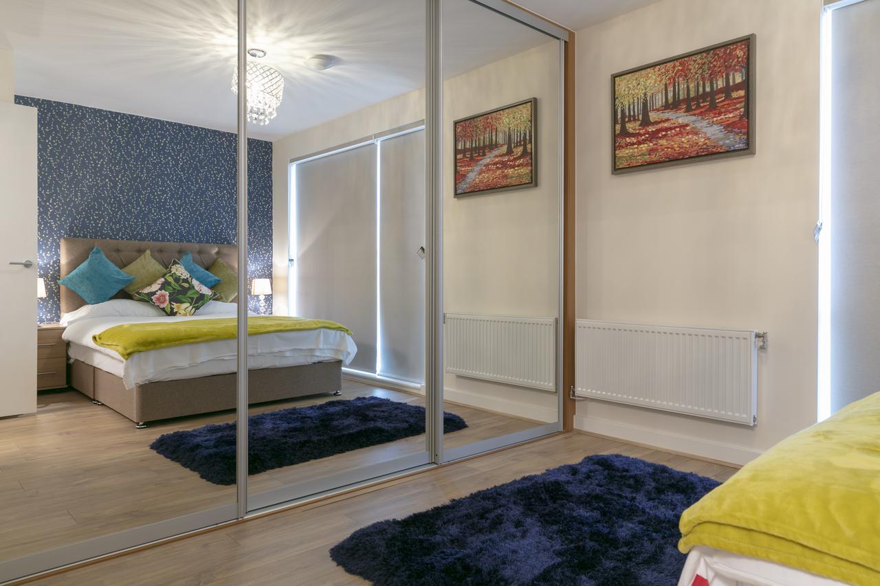 Modern & Exquisite Trumpington Townhouse With Parking & 5 Mins To Papworth Hospital كامبريدج المظهر الخارجي الصورة