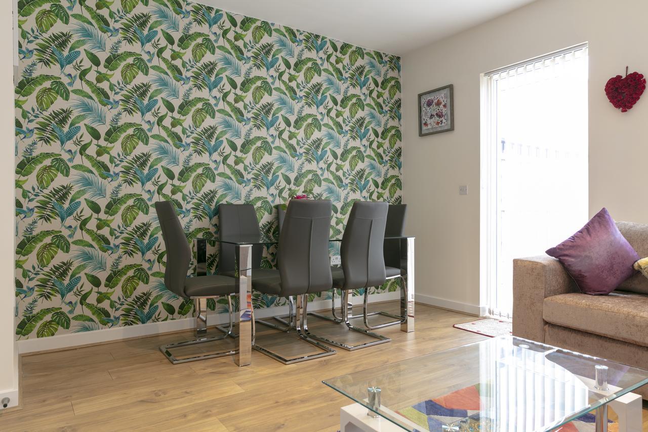 Modern & Exquisite Trumpington Townhouse With Parking & 5 Mins To Papworth Hospital كامبريدج المظهر الخارجي الصورة